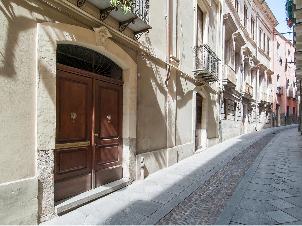 Residenze Al Castello Hotell Cagliari Exteriör bild